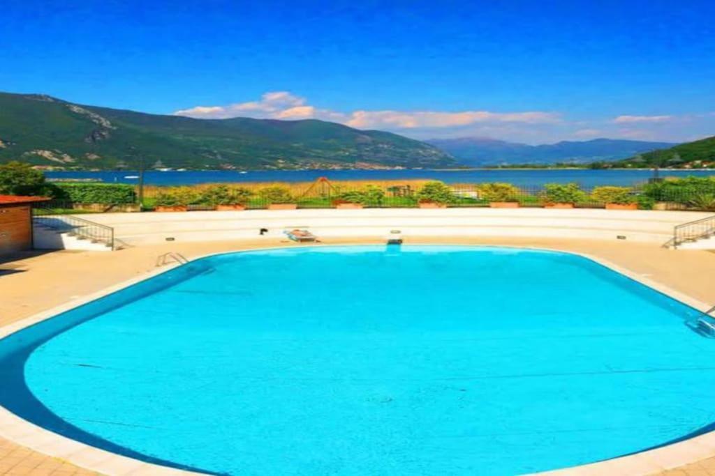 Ferienwohnung Copelia - Pool And Elegance Paratico Exterior foto